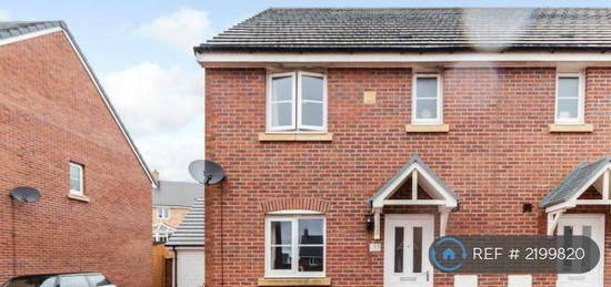 3 bedroom semi-detached house