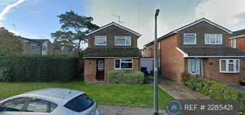 3 bedroom detached house