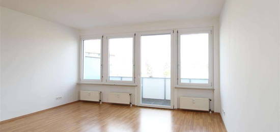 NEU!! Schöne 1-Zimmerwohnung + großer BALKON + bodengleiche Dusche **