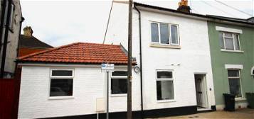 Flat to rent in St Andrew's Road, Portsmouth PO5
