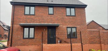 3 bedroom detached house to rent