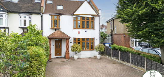 5 bedroom semi-detached house for sale