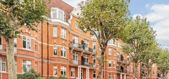 Flat to rent in Lauderdale Road, London W9