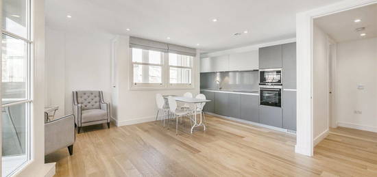 Flat to rent in Entwistle Terrace, St. Peters Square, London W6