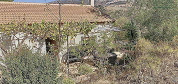 Casa en Villanueva de la Concepción