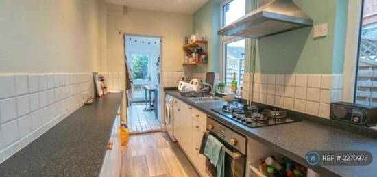 3 bedroom terraced house