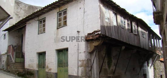 Casa para reconstruir em REBORDELO