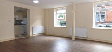 Flat to rent in Daniel Hill, Sheffield S6