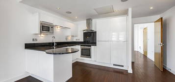 Flat for sale in Western Gateway, London E16