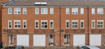 4 bed terraced house for sale