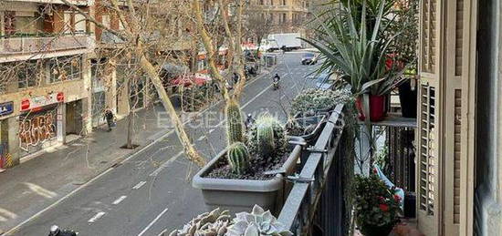 Piso en La Nova Esquerra de l'Eixample, Barcelona