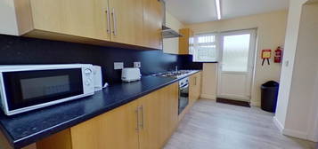 5 bed shared accommodation to rent