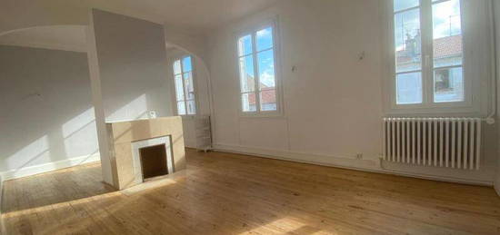 Location appartement 3 pièces 76 m²