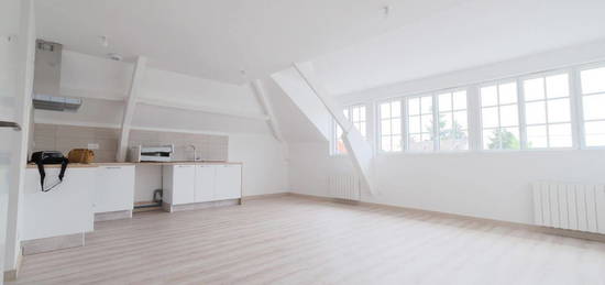 Appartement  à louer, 3 pièces, 2 chambres, 63 m²