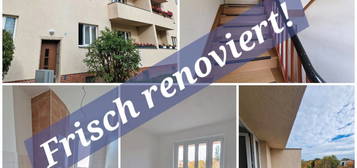 Für Sie frisch renoviert, drei Zimmer Wohnung mit Balkon und Tageslichtbad!