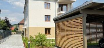 Stilvoll und Modern: 3-Raumwohnung in Radebeul mit Aussicht auf die Weinberge