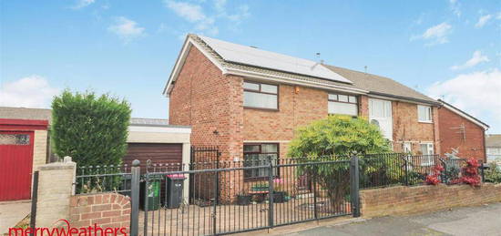 3 bedroom semi-detached house for sale