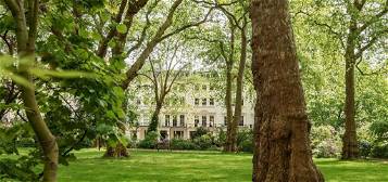 Flat to rent in Ennismore Gardens SW7,