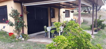 Alquiler de  Casa rural en calle Julio Romero de Torres, 112