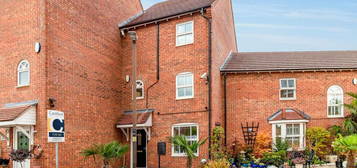 Town house for sale in Bridgemere Close, Westcroft, Milton Keynes MK4