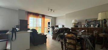 Appartement  à louer, 2 pièces, 1 chambre, 54 m²