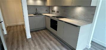 Flat to rent in Apartment 8, Silvester House, Silvester Street, Hull HU1