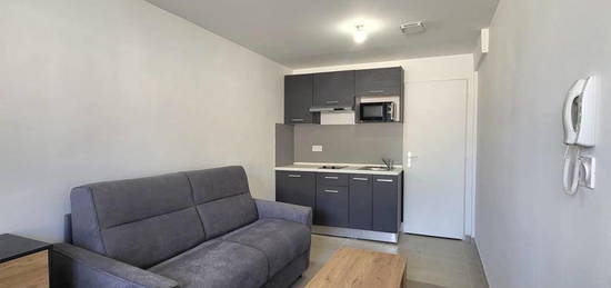 Location appartement 1 pièce 19 m²