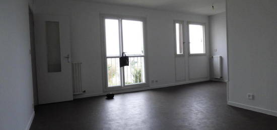 Location appartement 2 pièces 56 m²