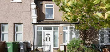 2 bedroom terraced house