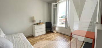 Studio  à vendre, 1 pièce, 15 m², Étage 2/7