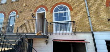 3 bed property to rent