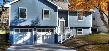 4627 N Winchester Ave, Kansas City, MO 64117
