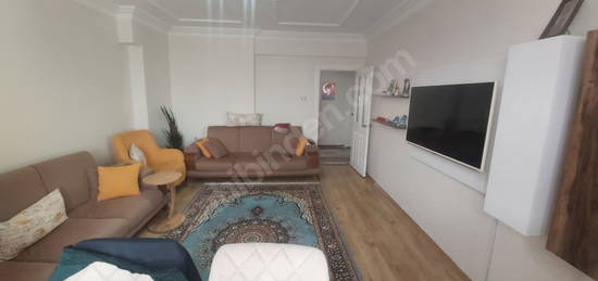 ZÜMRÜT İNŞAAT TAN SATILIK DAİRE ÖGRETMENLER SİTESİNDE 120 M2 3+1