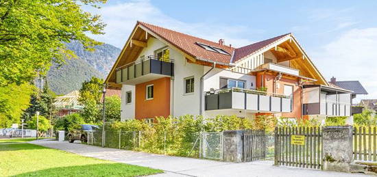 Gemütliche möblierte Dachgeschosswohnung mit Lift, Einbauküche uvm.