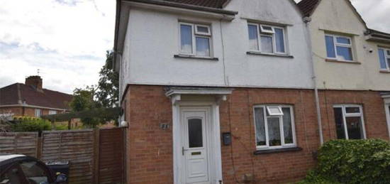 3 bed semi-detached house for sale