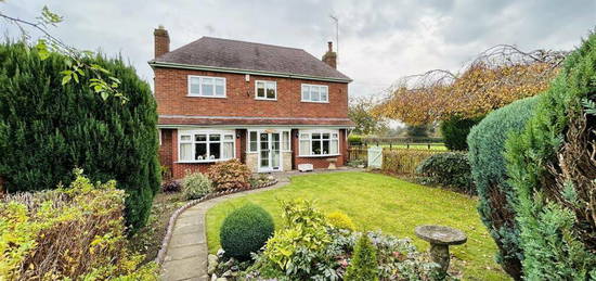 3 bedroom detached house