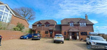 2 bedroom terraced house