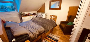 Flat to rent in Endymion Road, London N4