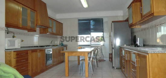 Apartamento T3 Arrendamento em Abraveses,Viseu