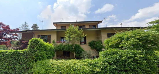 Villa in vendita in via Spiazzo s.n.c