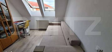 Apartament de 2 camere, decomandat, 40 mp, zona centrala