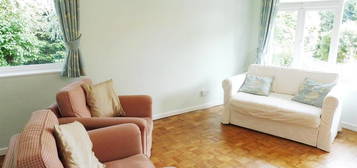 2 bed flat to rent