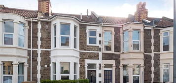 4 bedroom terraced house