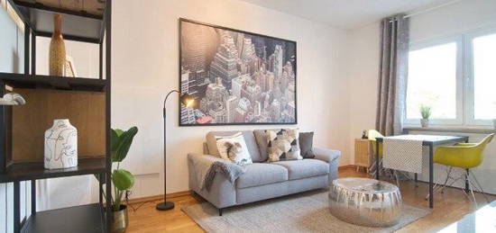 Stylish, fully fitted apartment near Rüttenscheider Straße, with wi-fi, parquet flooring, balcony and quiet bedroom