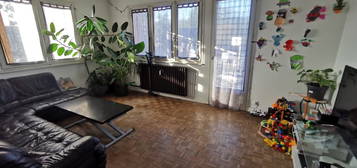 Appartement  à louer, 3 pièces, 2 chambres, 60 m²