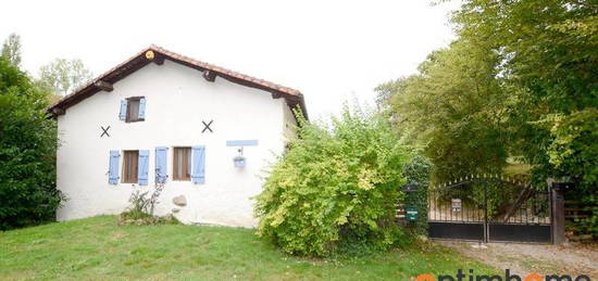 Maison avec gîte et terrain sans voisins proches LESTERPS (16)