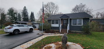 7260 Tonawanda Creek Rd, Lockport, NY 14094