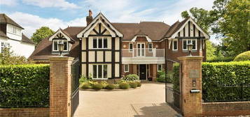 6 bedroom detached house to rent