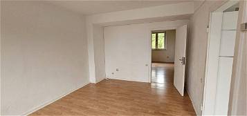 Tolle 2,5 Raum Wohnung in Dellwig mit vorhandener Einbauküche im ruhigen Haus mit guten Nachbarn
