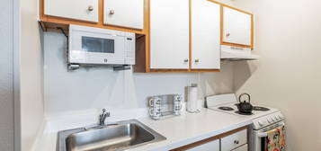 Vivo Living Charlotte University, Charlotte, NC 28262